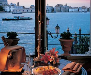 Venice World Class Luxury Hotel ― Perfect Gay Honeymoons | Award Winning UK Gay Honeymoon Specialists
