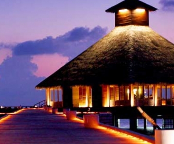 Maldives Ultimate Luxury ― Perfect Gay Honeymoons | Award Winning UK Gay Honeymoon Specialists